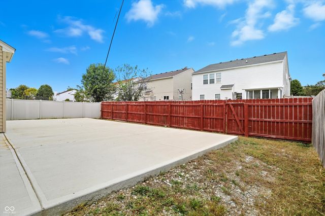 2954 Holiday Way, Greenwood, IN 46143