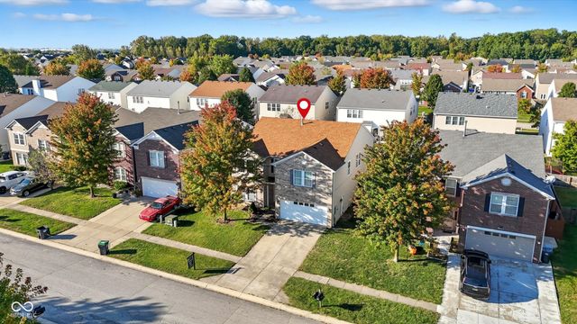 2954 Holiday Way, Greenwood, IN 46143