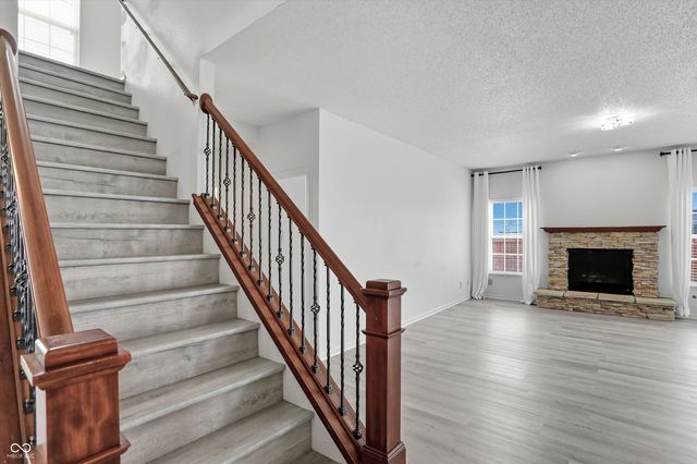 2954 Holiday Way, Greenwood, IN 46143