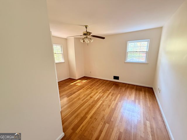 1270 Pine Knoll Lane NE, Conyers, GA 30013