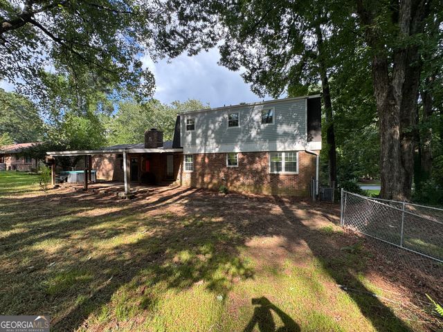 1270 Pine Knoll Lane NE, Conyers, GA 30013