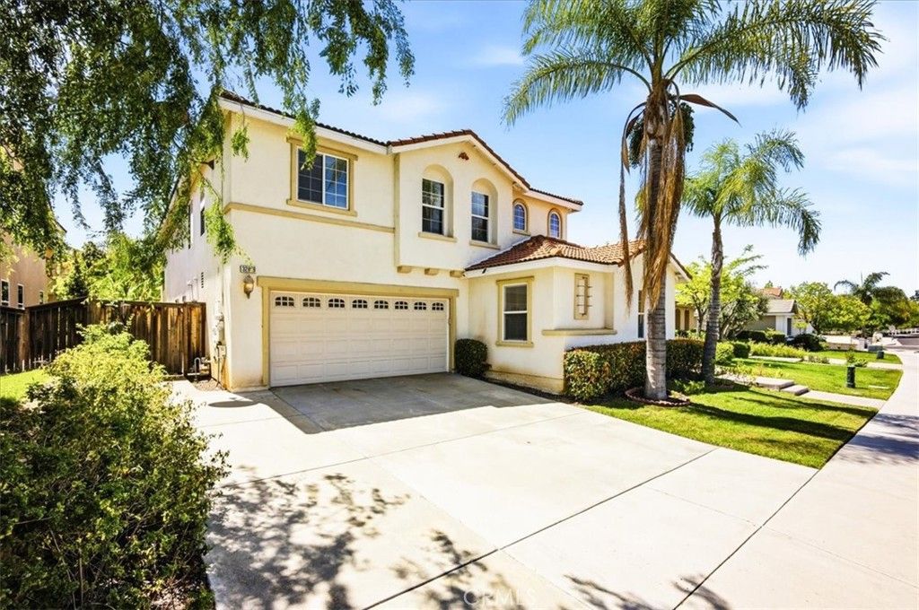 Image 3 of property listing at 32809 Stonefield, Temecula, CA 92592