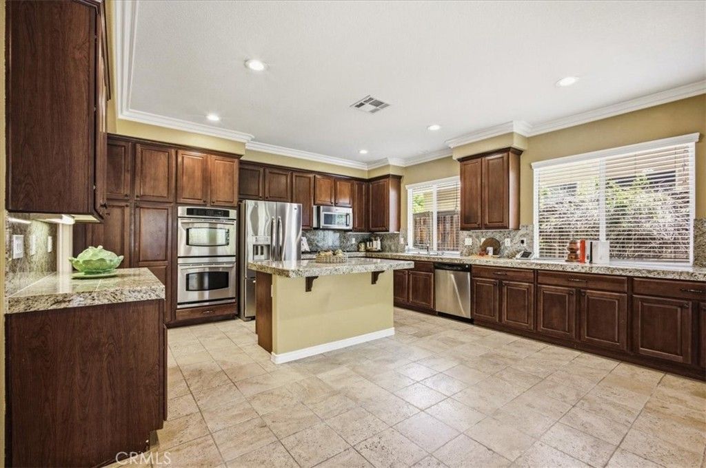 Image 30 of property listing at 32809 Stonefield, Temecula, CA 92592