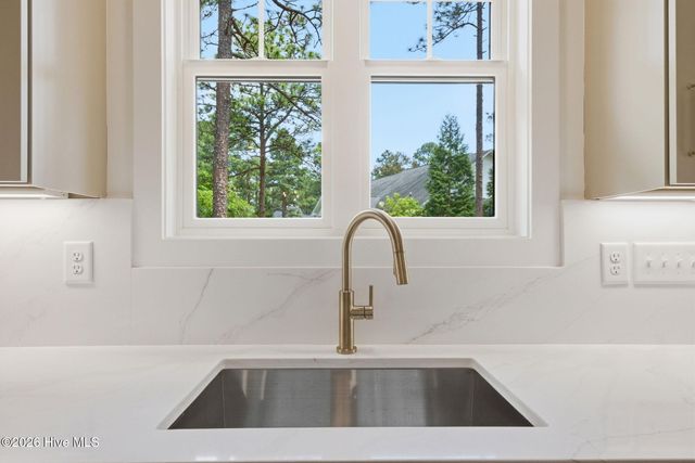 151 Otter Drive, West End, NC 27376