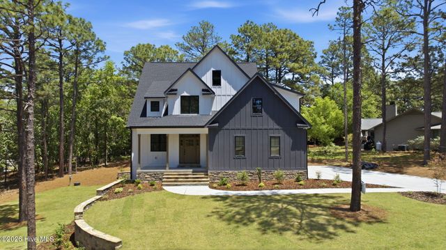 151 Otter Drive, West End, NC 27376