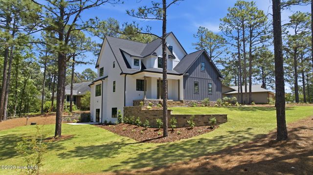 151 Otter Drive, West End, NC 27376