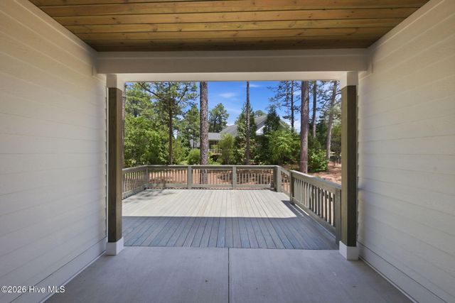 151 Otter Drive, West End, NC 27376