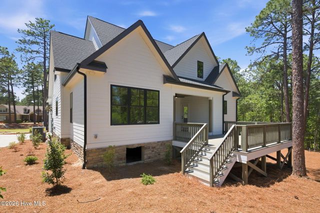 151 Otter Drive, West End, NC 27376