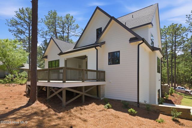 151 Otter Drive, West End, NC 27376