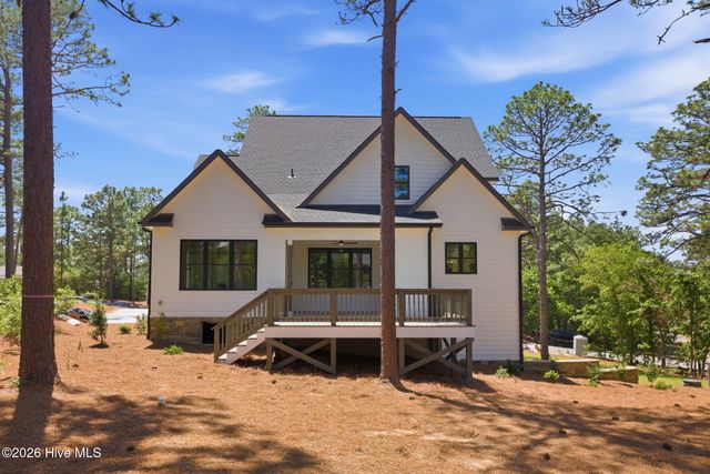 151 Otter Drive, West End, NC 27376
