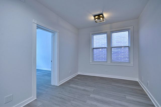 2932 N Lakewood Avenue 1, Chicago, IL 60657