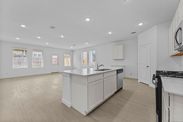 2311 Fort Davis Pass, Marion, TX 78124