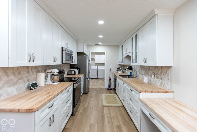 820 Staton Place West Drive, Indianapolis, IN 46234