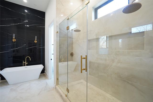 4708 Laurel St, Bellaire, TX 77401