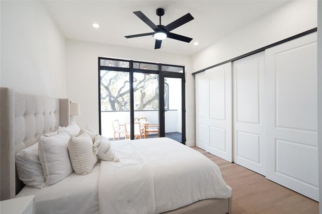 4708 Laurel St, Bellaire, TX 77401