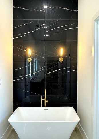 4708 Laurel St, Bellaire, TX 77401