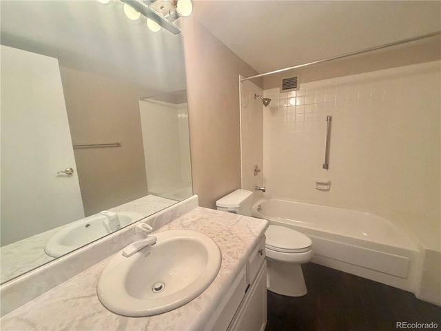 13691 E Marina Drive 201, Aurora, CO 80014