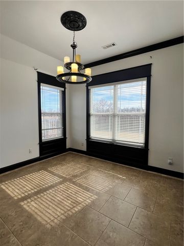 2201 SW Montana Avenue, Bentonville, AR 72713