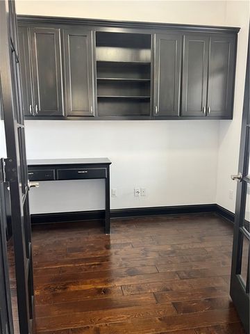 2201 SW Montana Avenue, Bentonville, AR 72713