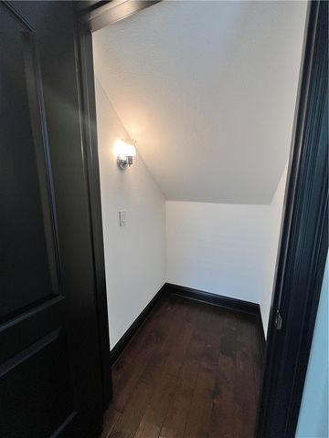 2201 SW Montana Avenue, Bentonville, AR 72713