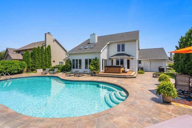 124 SHELLEY LANE, De Pere, WI 54115