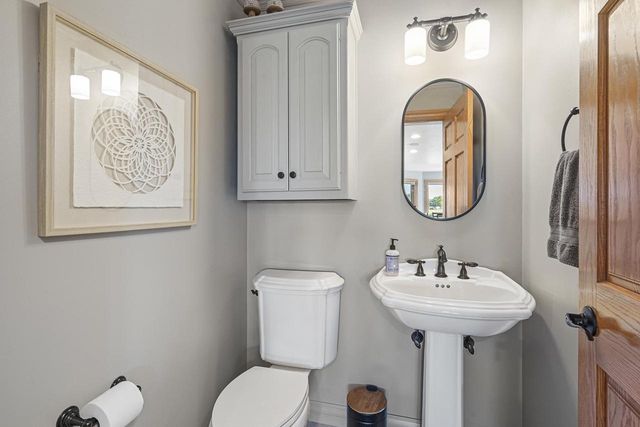 124 SHELLEY LANE, De Pere, WI 54115