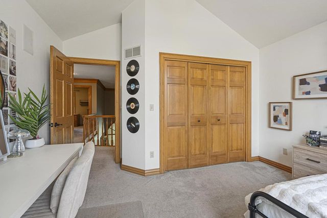 124 SHELLEY LANE, De Pere, WI 54115