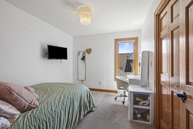 124 SHELLEY LANE, De Pere, WI 54115