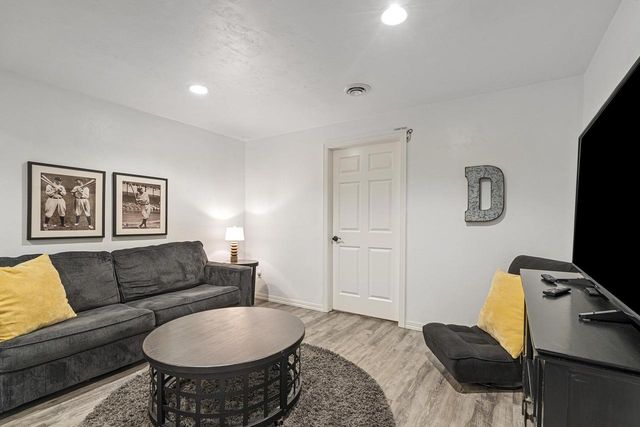 124 SHELLEY LANE, De Pere, WI 54115