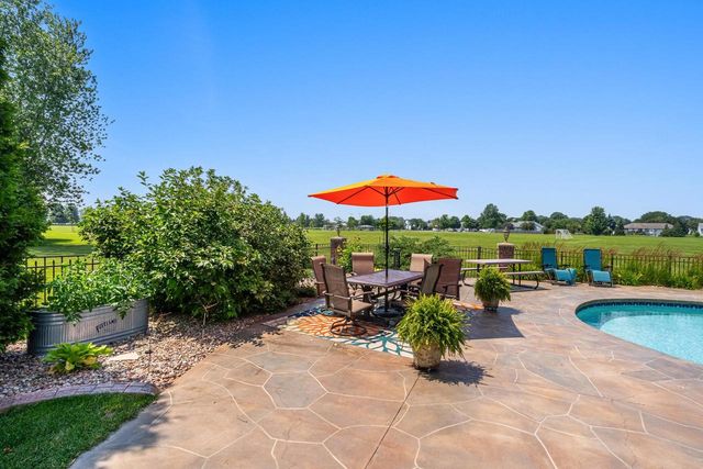 124 SHELLEY LANE, De Pere, WI 54115