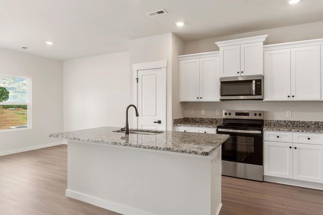 415 West Claywalk Road, Woodruff, SC 29388