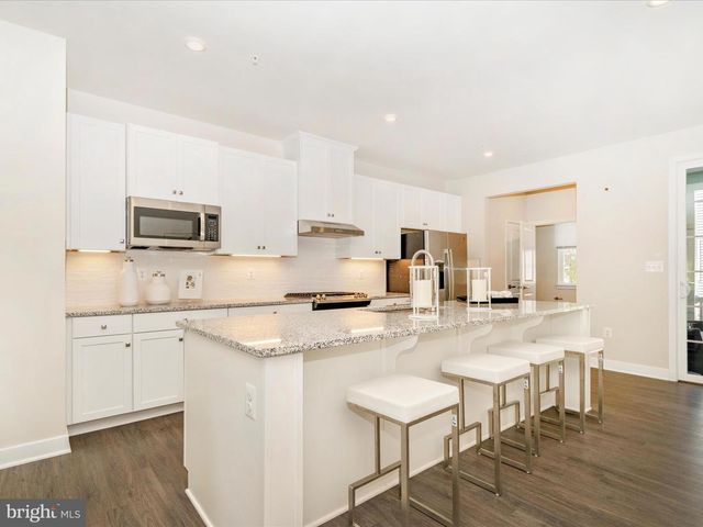 5609 GREENPOINT LN, Upper Marlboro, MD 20772