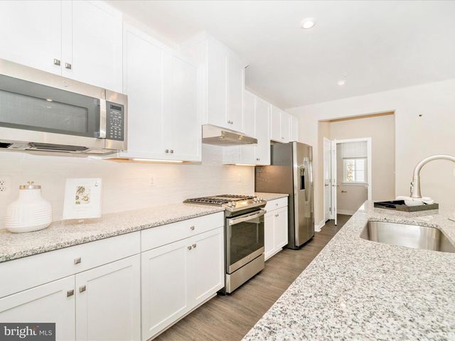 5609 GREENPOINT LN, Upper Marlboro, MD 20772