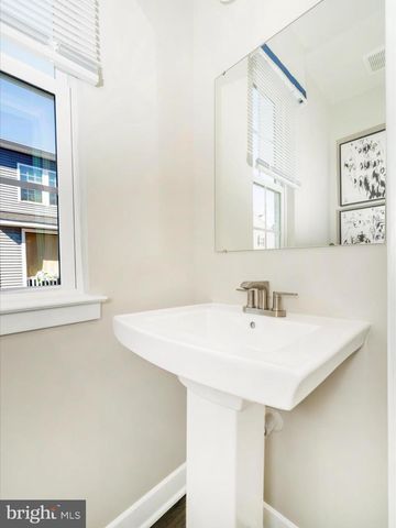 5609 GREENPOINT LN, Upper Marlboro, MD 20772