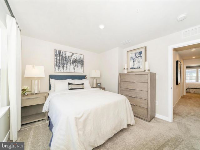 5609 GREENPOINT LN, Upper Marlboro, MD 20772