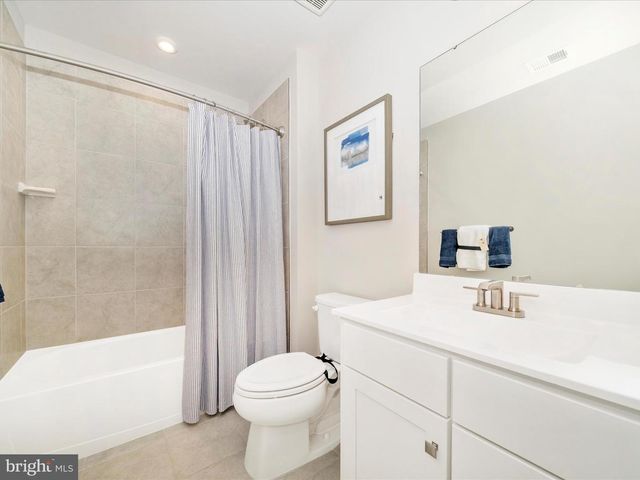 5609 GREENPOINT LN, Upper Marlboro, MD 20772