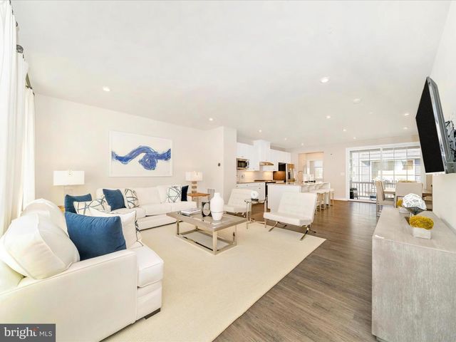 5609 GREENPOINT LN, Upper Marlboro, MD 20772