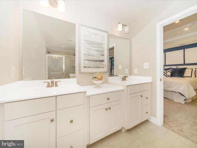 5609 GREENPOINT LN, Upper Marlboro, MD 20772