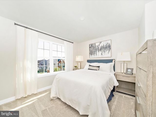 5609 GREENPOINT LN, Upper Marlboro, MD 20772