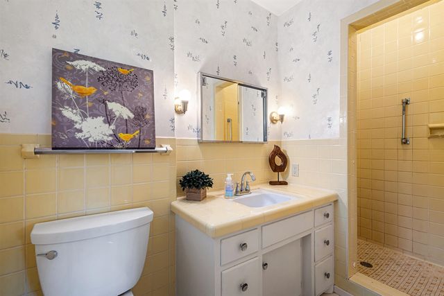 1907 Chevy Chase Boulevard, Kalamazoo, MI 49008