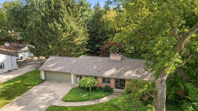 1907 Chevy Chase Boulevard, Kalamazoo, MI 49008