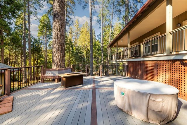 11797 Cedar Springs Rd, Nevada City, CA 95959