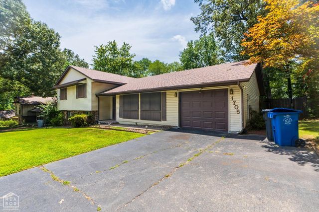 1705 Smoot Drive, Jonesboro, AR 72401