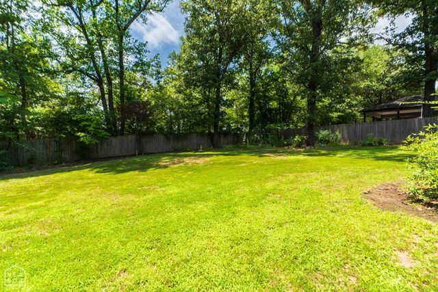 1705 Smoot Drive, Jonesboro, AR 72401