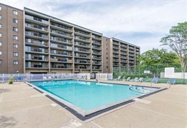 175 Quincy Shore Dr B61, Quincy, MA 02171