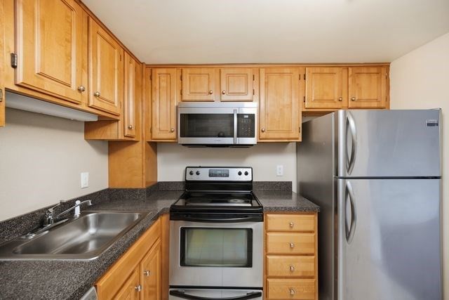 175 Quincy Shore Dr B61, Quincy, MA 02171