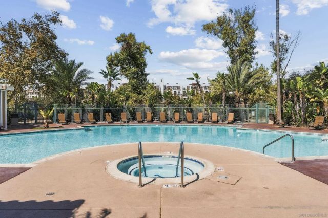 2150 Camino De La Reina 216, San Diego, CA 92108