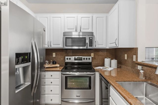 2150 Camino De La Reina 216, San Diego, CA 92108
