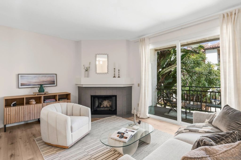 2150 Camino De La Reina 216, San Diego, CA 92108
