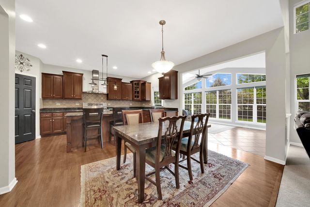 26809 Ashgate Crossing, Plainfield, IL 60585